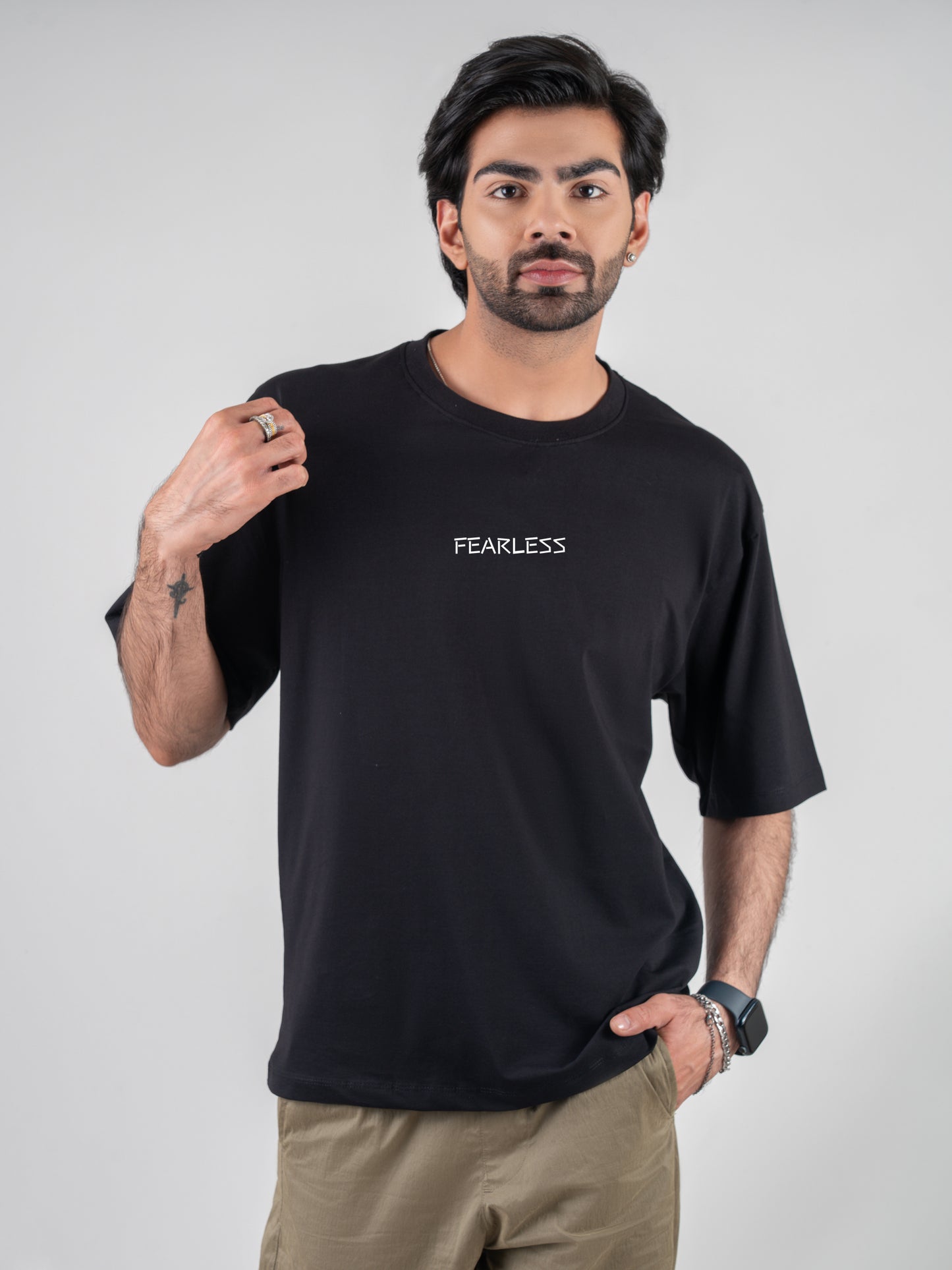 Classic Fearless Drop-shoulder Black Cotten T-Shirt