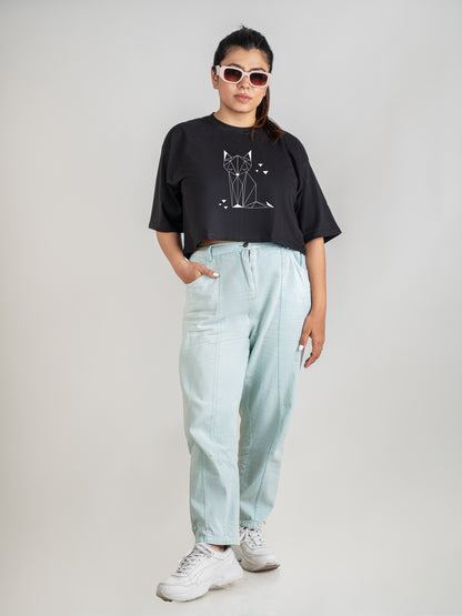 Fox Sitting DropShoulder Crop-Black